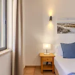 Apartment #014 Mar & By Holidays