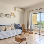 #014 Mar & By Holidays